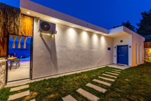 gözlerden uzak villa